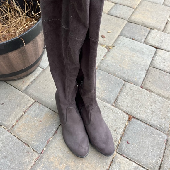 Dark grey faux suade knee high boots. Heel size 2.5”. Size 8M. Barely worn. - Picture 2 of 6